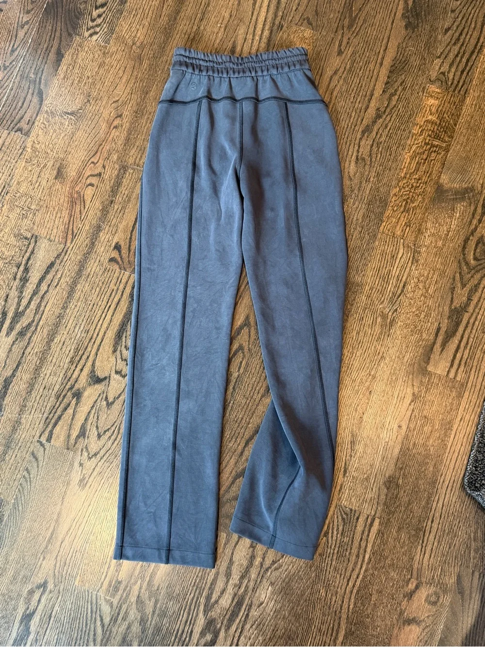 Lululemon Softstream High Ride Lounge Pants size 0